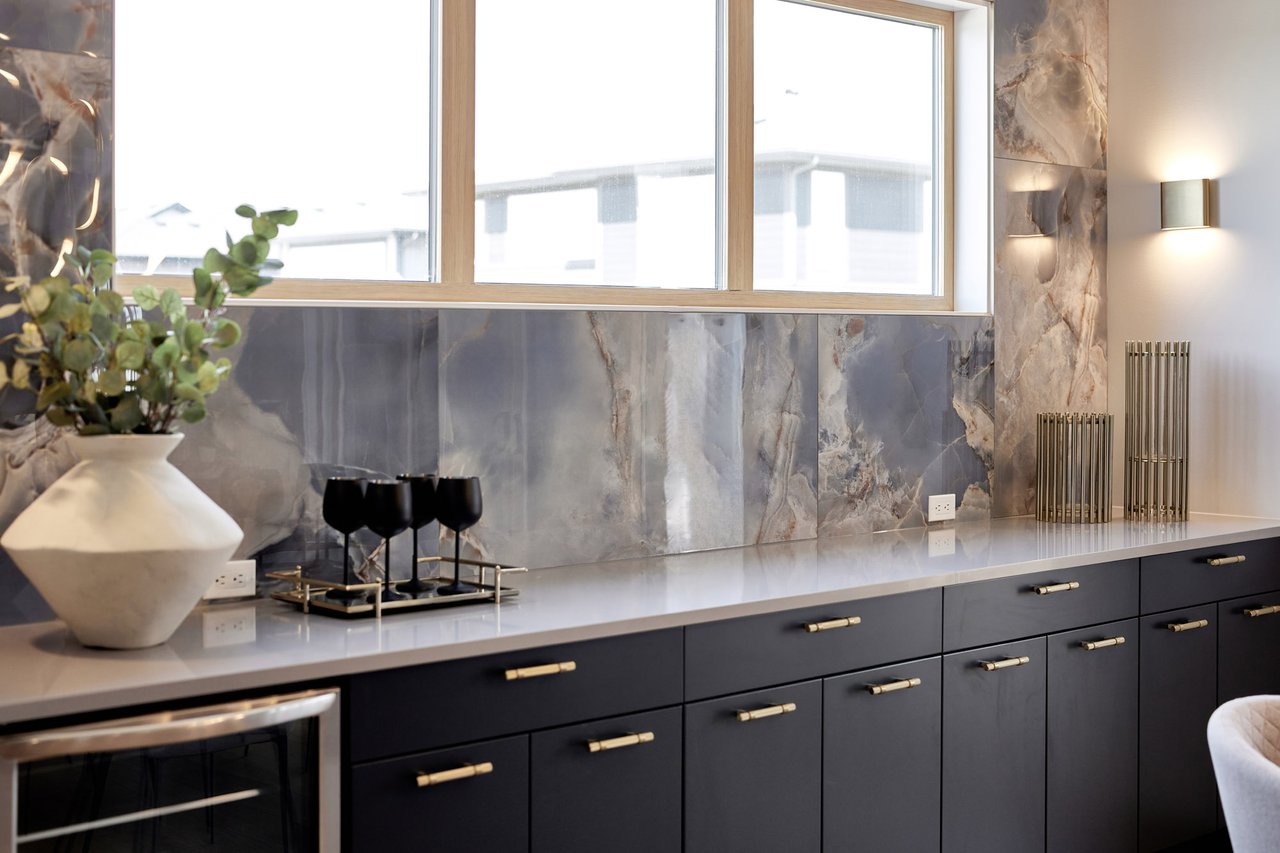 218 Aspen Summit Place SW