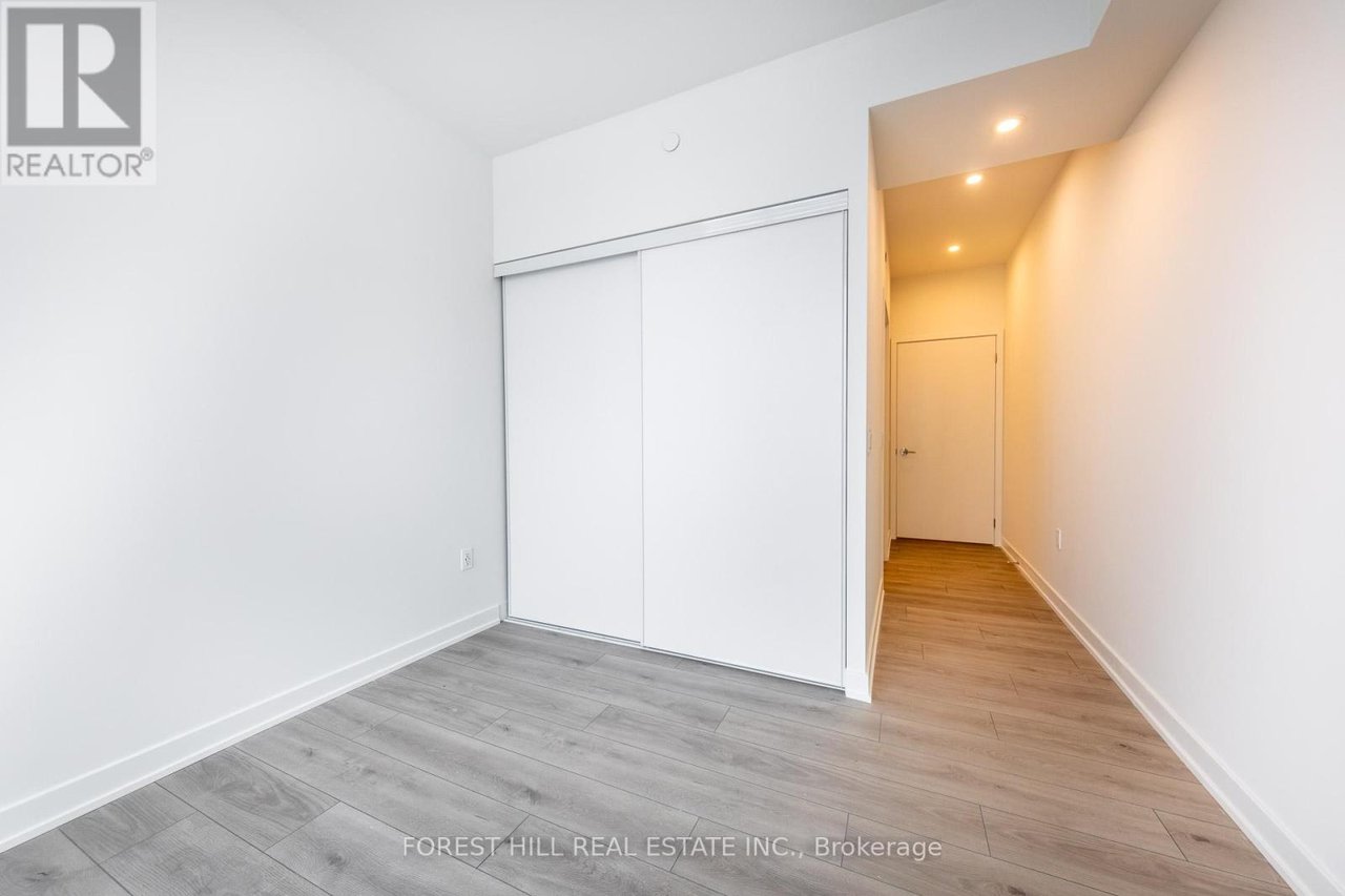 1 Fairview Rd E, #1804