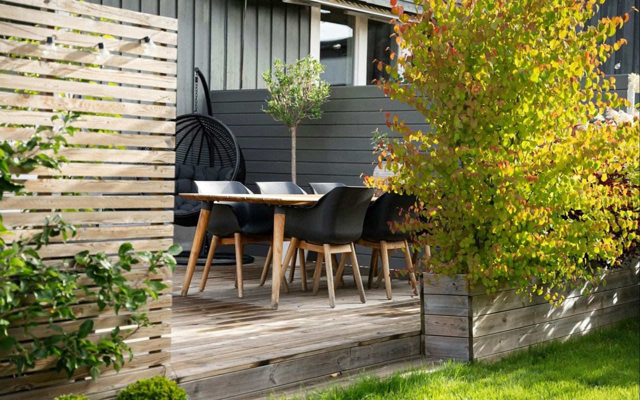 Creating the Perfect Outdoor Living Space for Entertaining