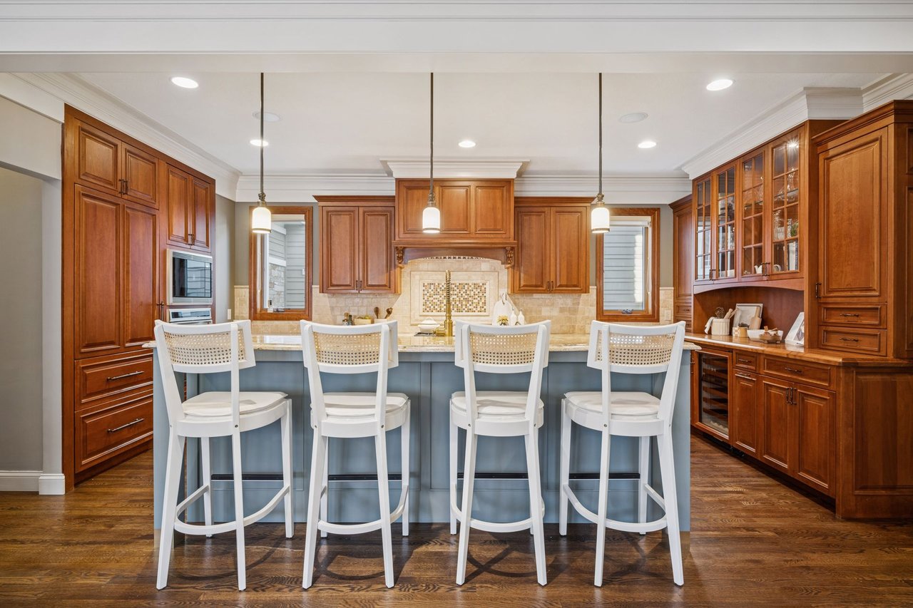 5321 Halifax Ave S, Edina