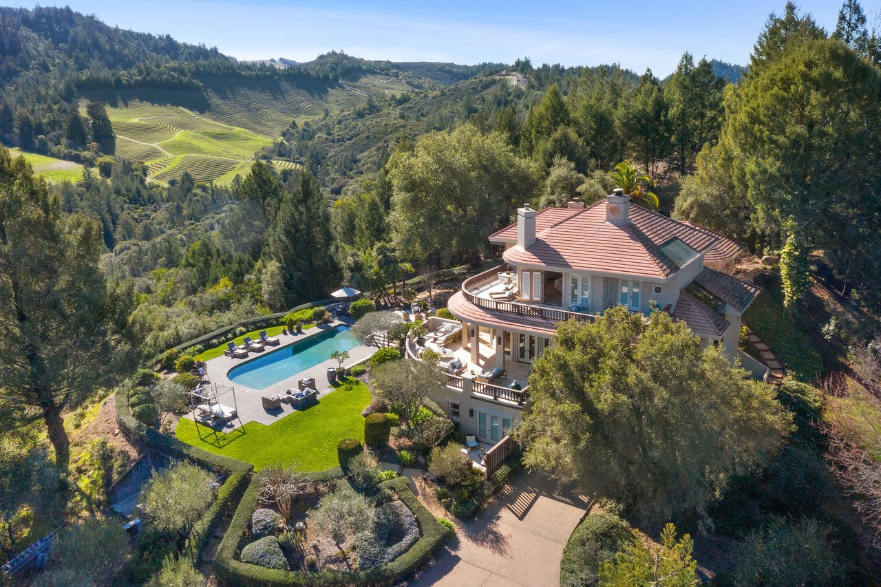 369 Kortum Canyon Rd