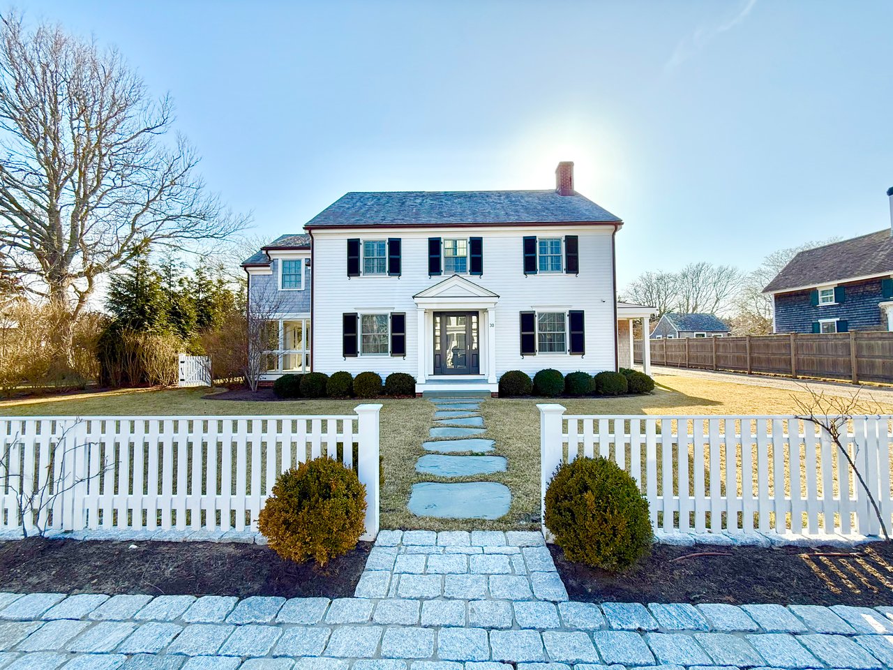 30 Pierce Ln