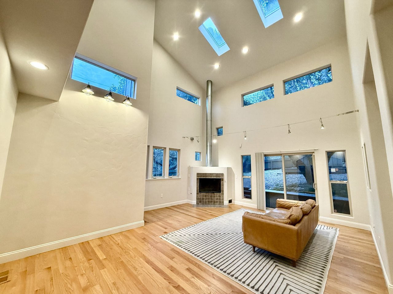 4400 Saint Andrews Rd, Oakland, CA-94605