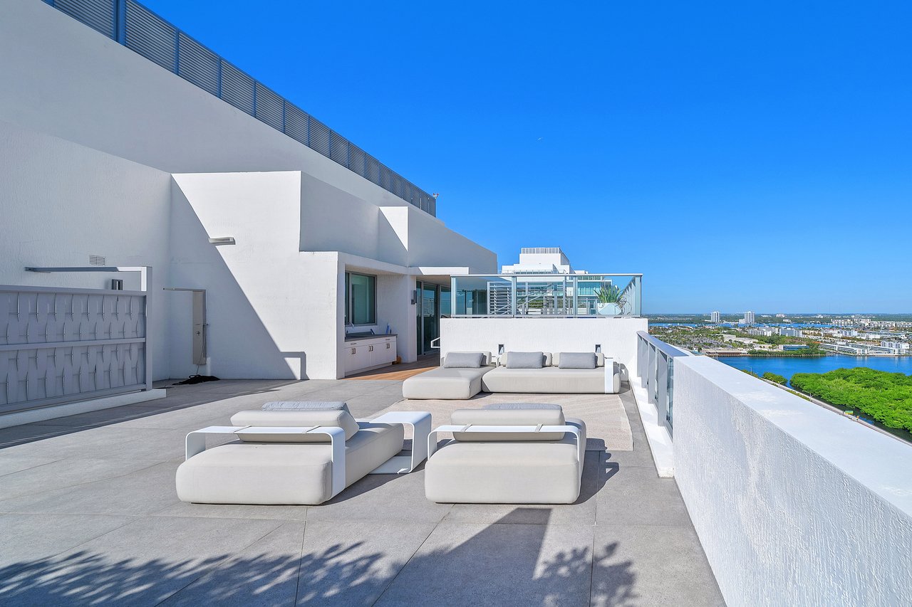 Parque Towers Penthouse 3