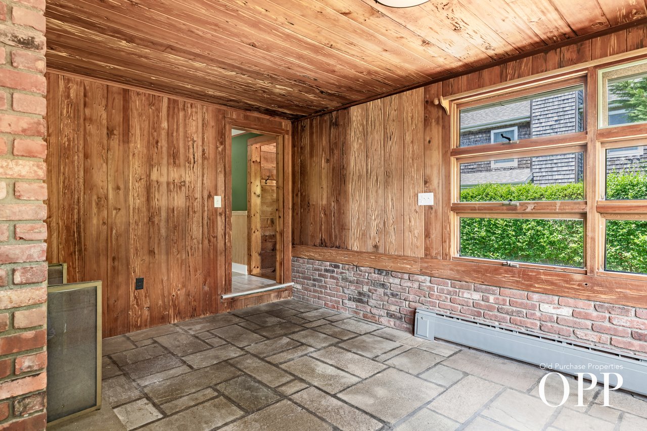 A Convenient Bellport Village Address