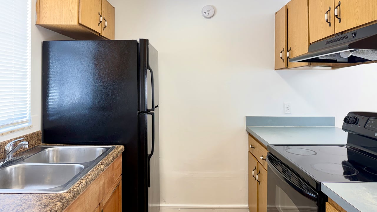 Spacious Ground-Floor Apartment for Lease in Winter Springs
