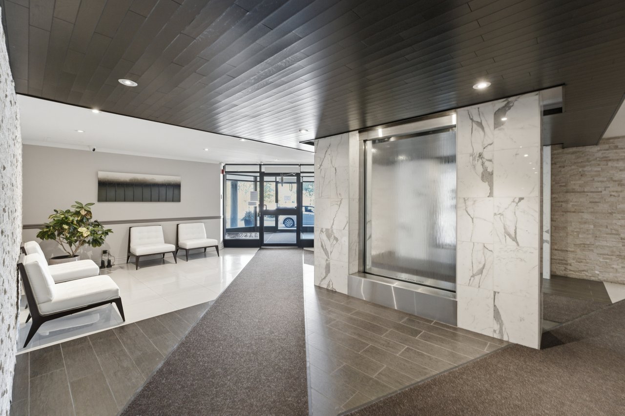 1485 Lakeshore Rd E 511