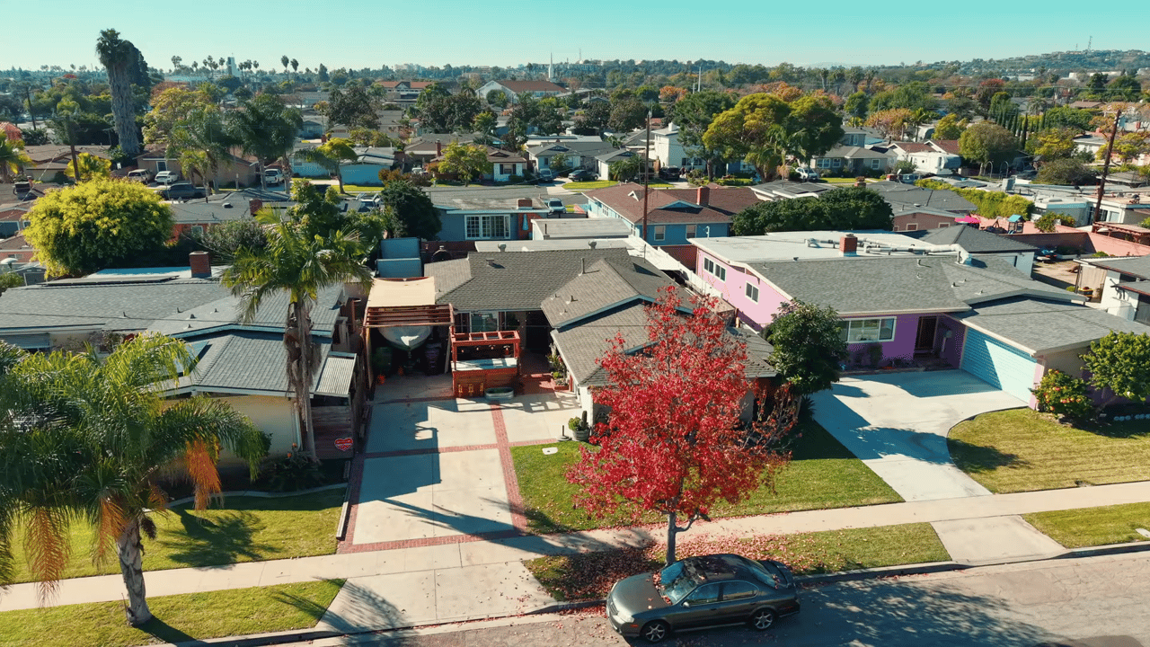 2425 Heather Avenue, Long Beach, CA