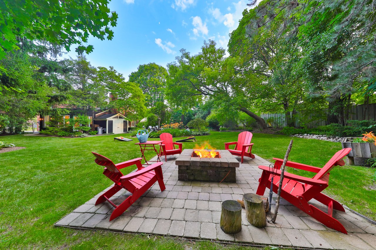 3555 Kingbird Court