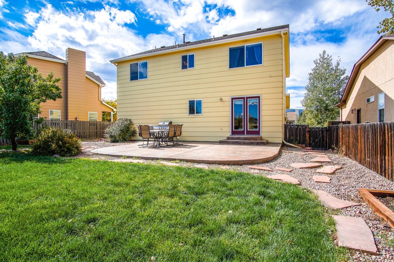 17045 Mountain Lake Drive