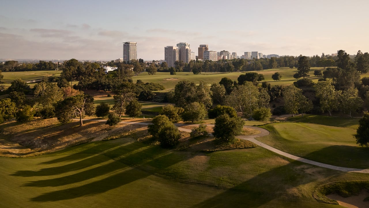 826 Greenway Dr, Beverly Hills