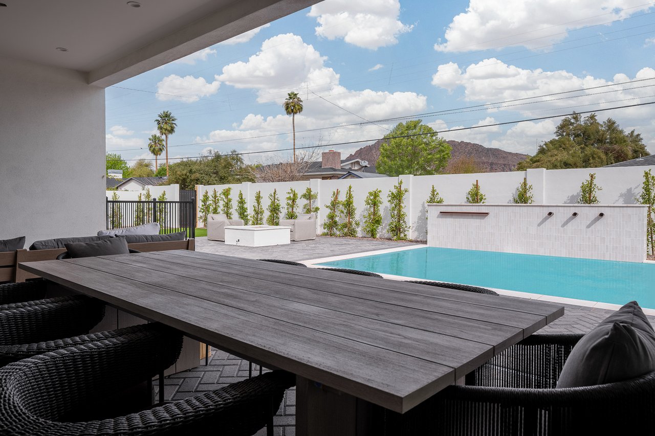 6312 E CALLE DEL PAISANO