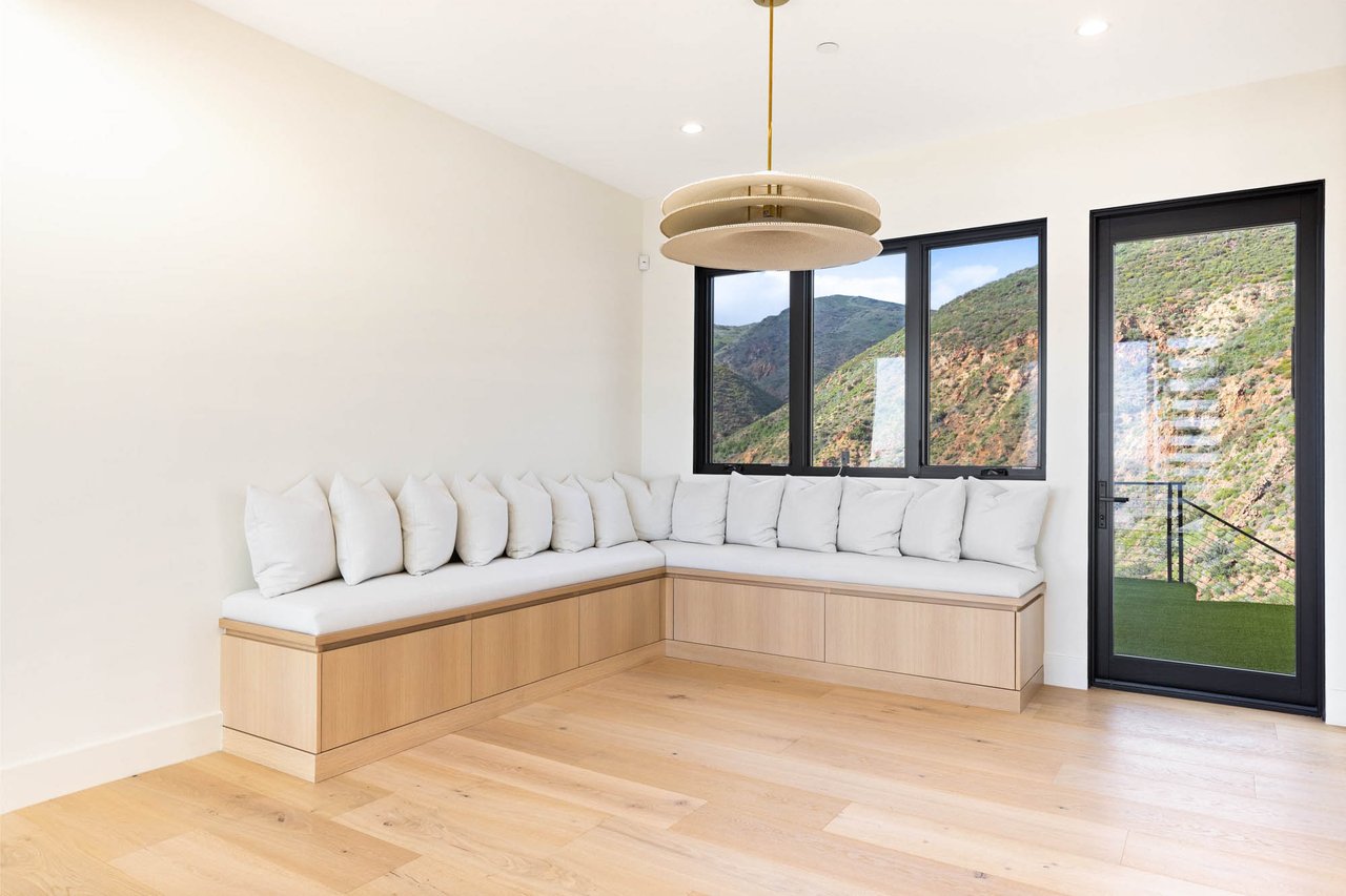 5366 Horizon Dr, Malibu