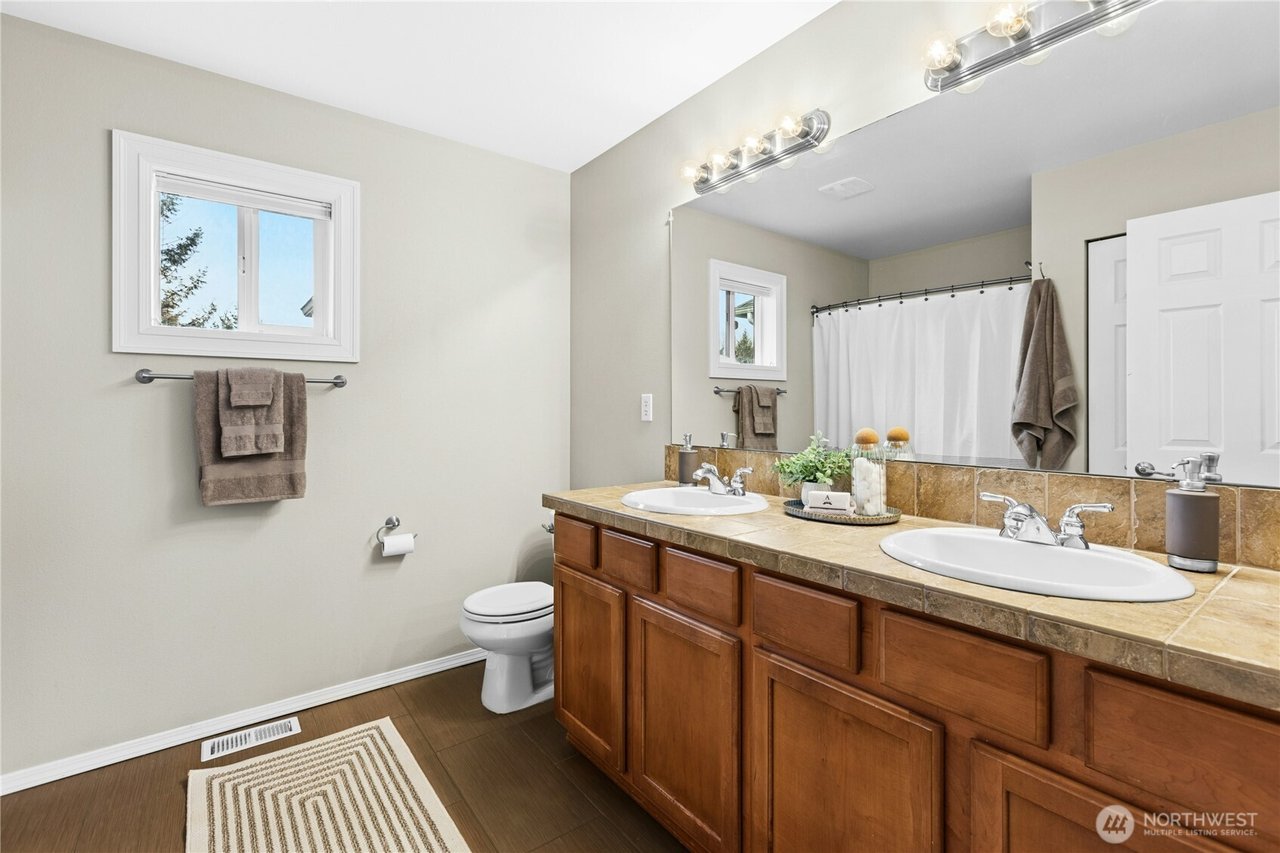 8823 Swenson Avenue SE 