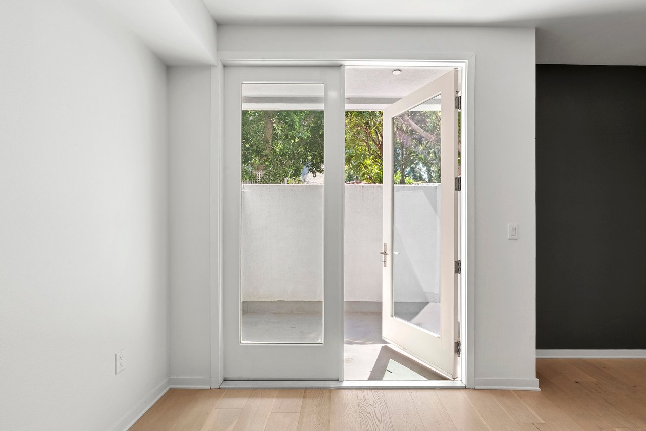 4240 Laurel Canyon Blvd Unit: 105, Studio City 