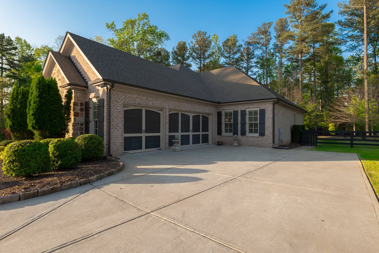 995 Canonero Drive