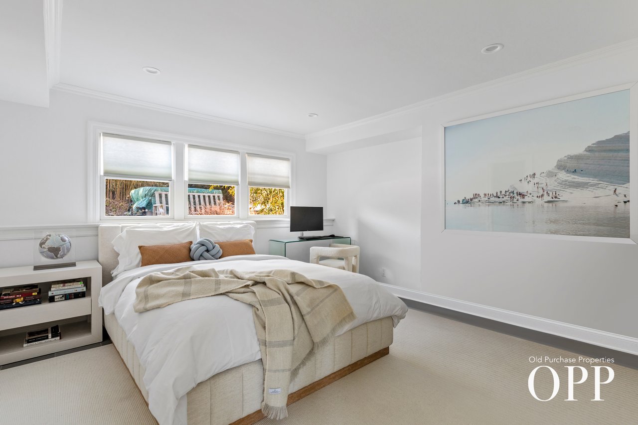 EASY SUMMER LIVING WITH POOL, HOT TUB & SCREENED PORCH