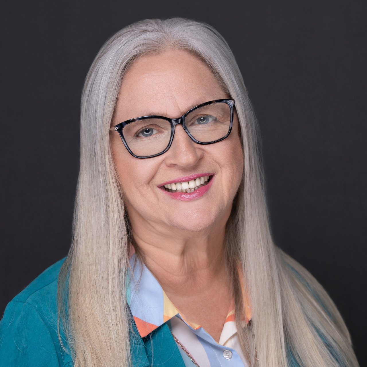 Kathryn Stolz Orlando, FL Real Estate Agent Headshot