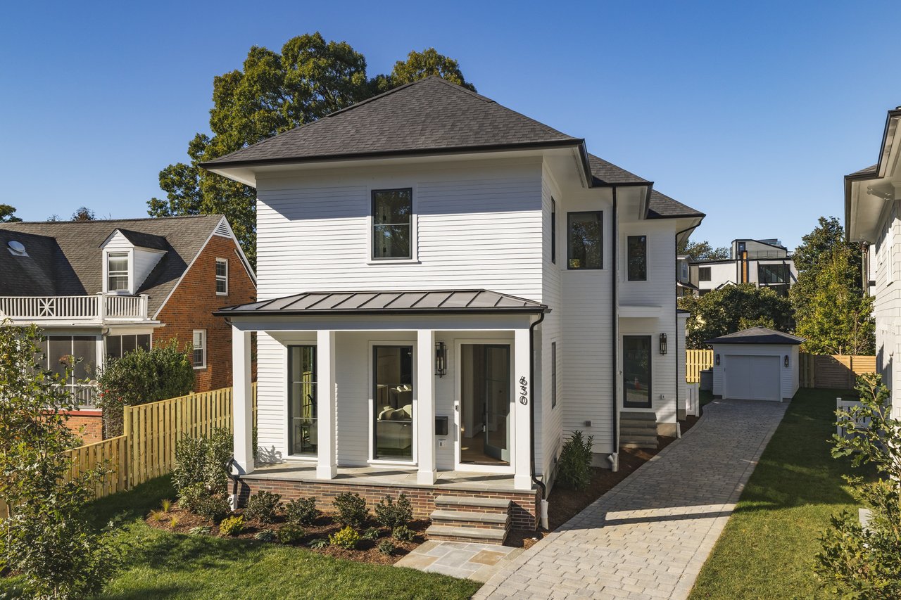 630 N Kenmore Street