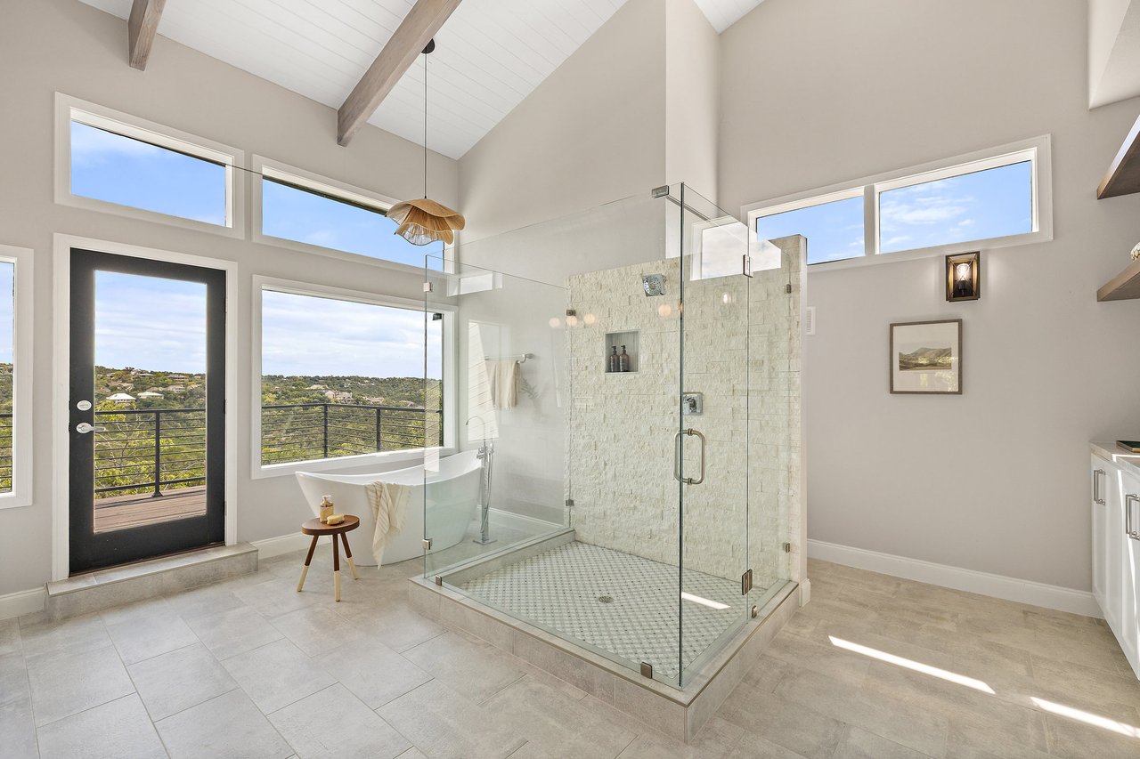 6905 Ladera Norte | Contemporary Northwest Hills Estate
