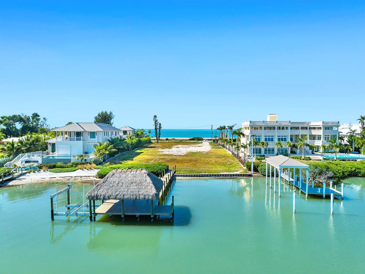 15819 Captiva DR