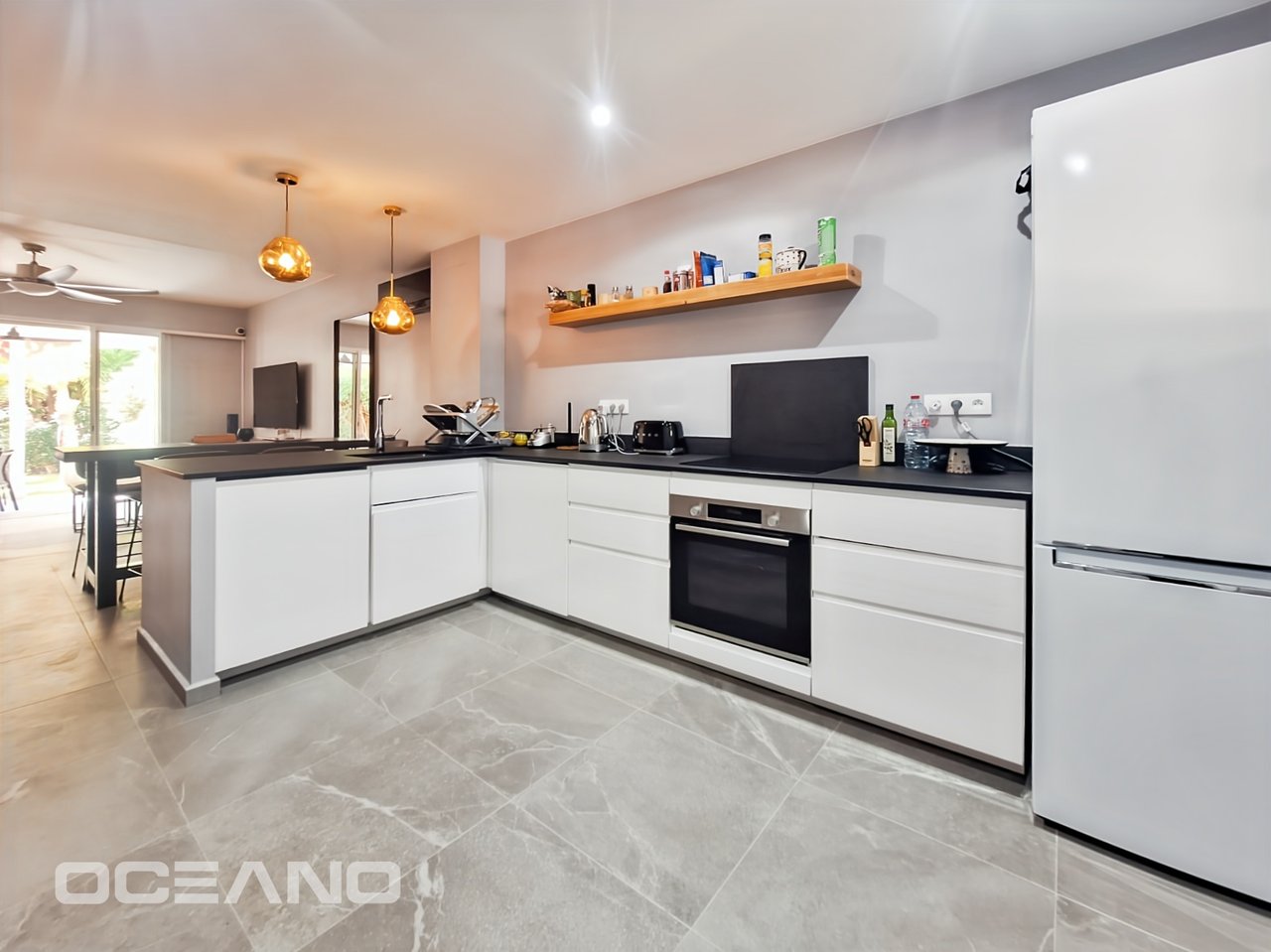 2 bedrooms Townhouse - Orient Bay