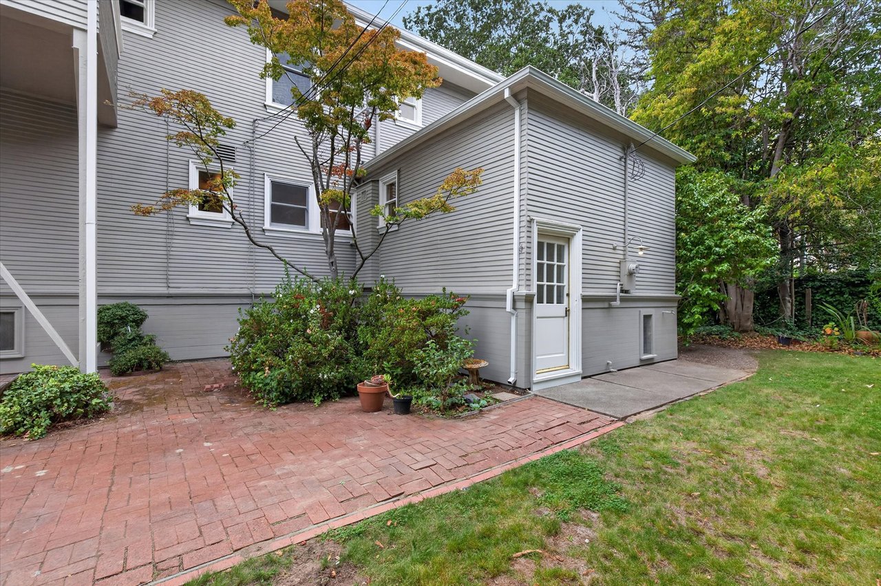 458 Turner Terrace