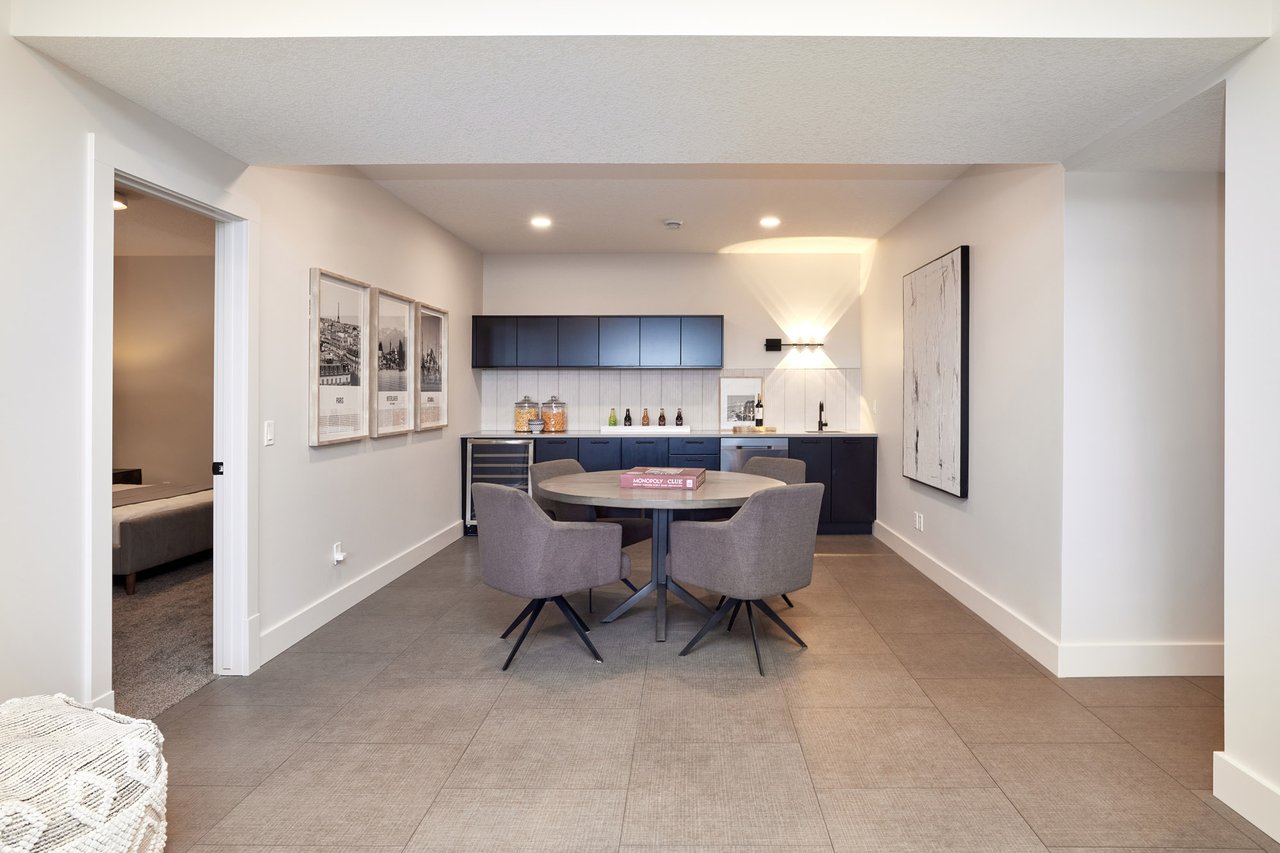 218 Aspen Summit Place SW