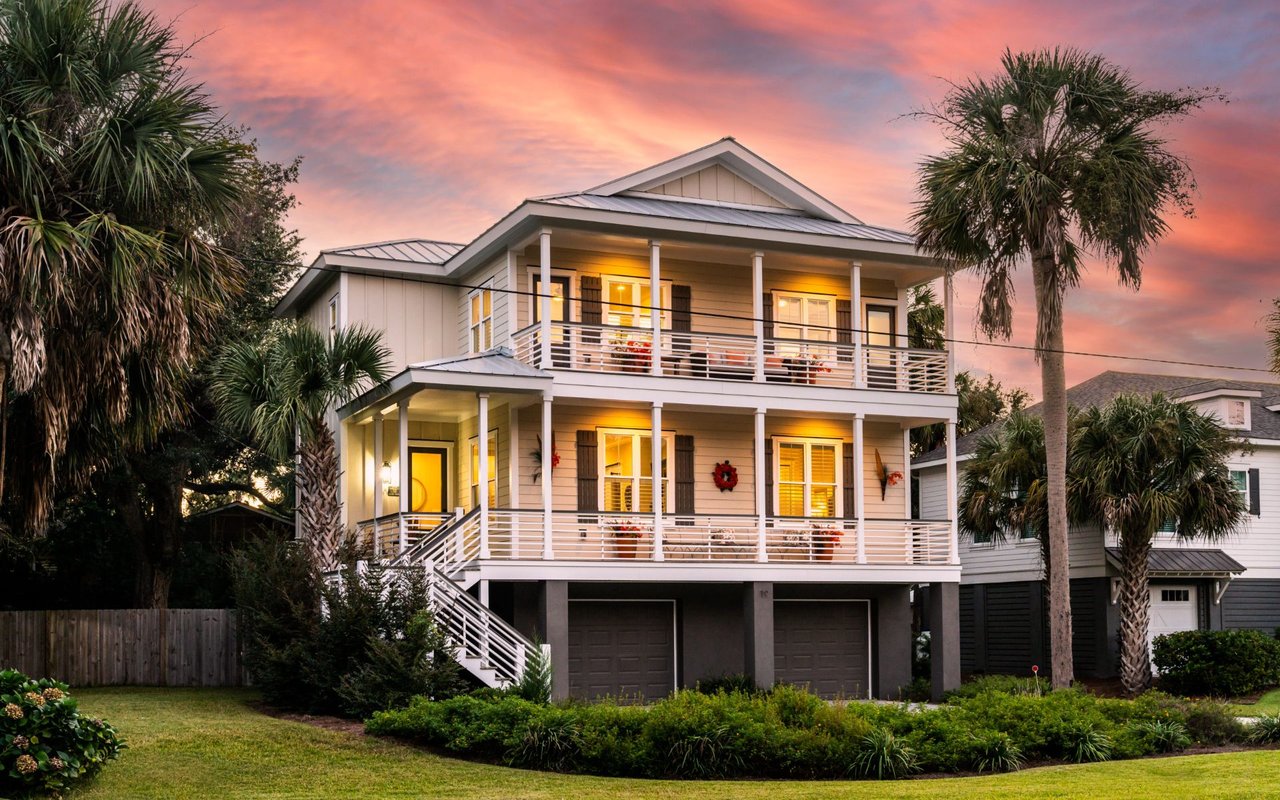 For Sale – Homes with Double Porches