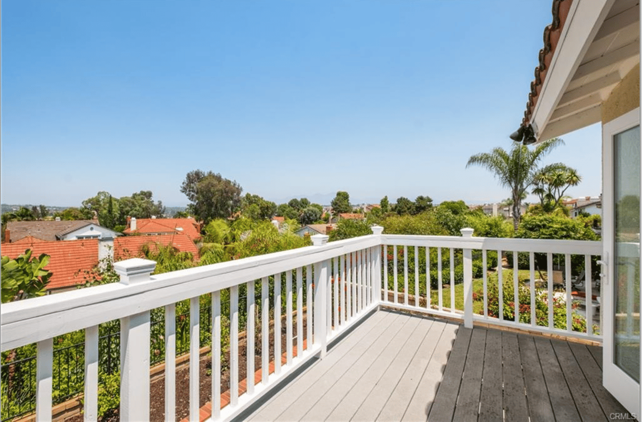 23921 Catbird Court