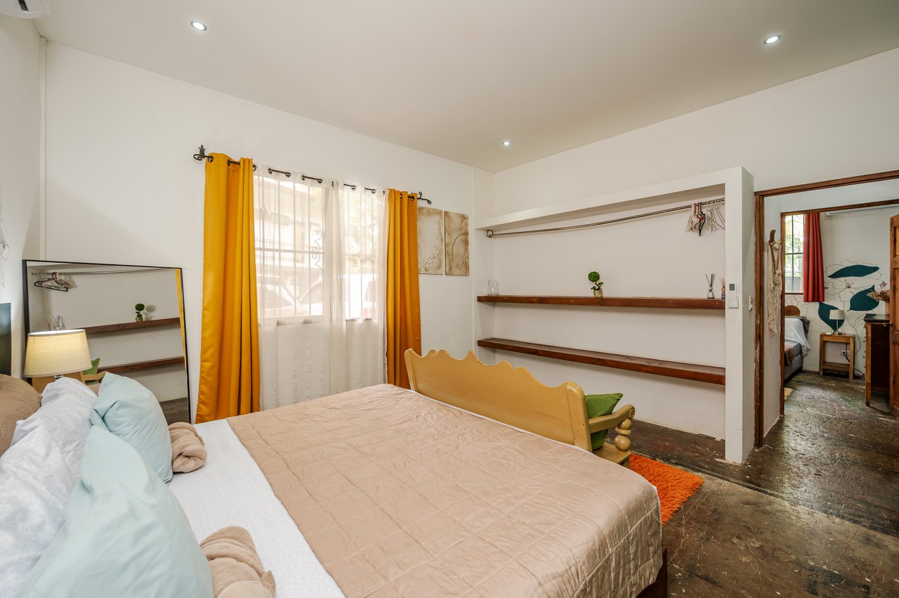 Cornett Retreat: High-Performing Multi-Unit Investment Near Playa Grande 