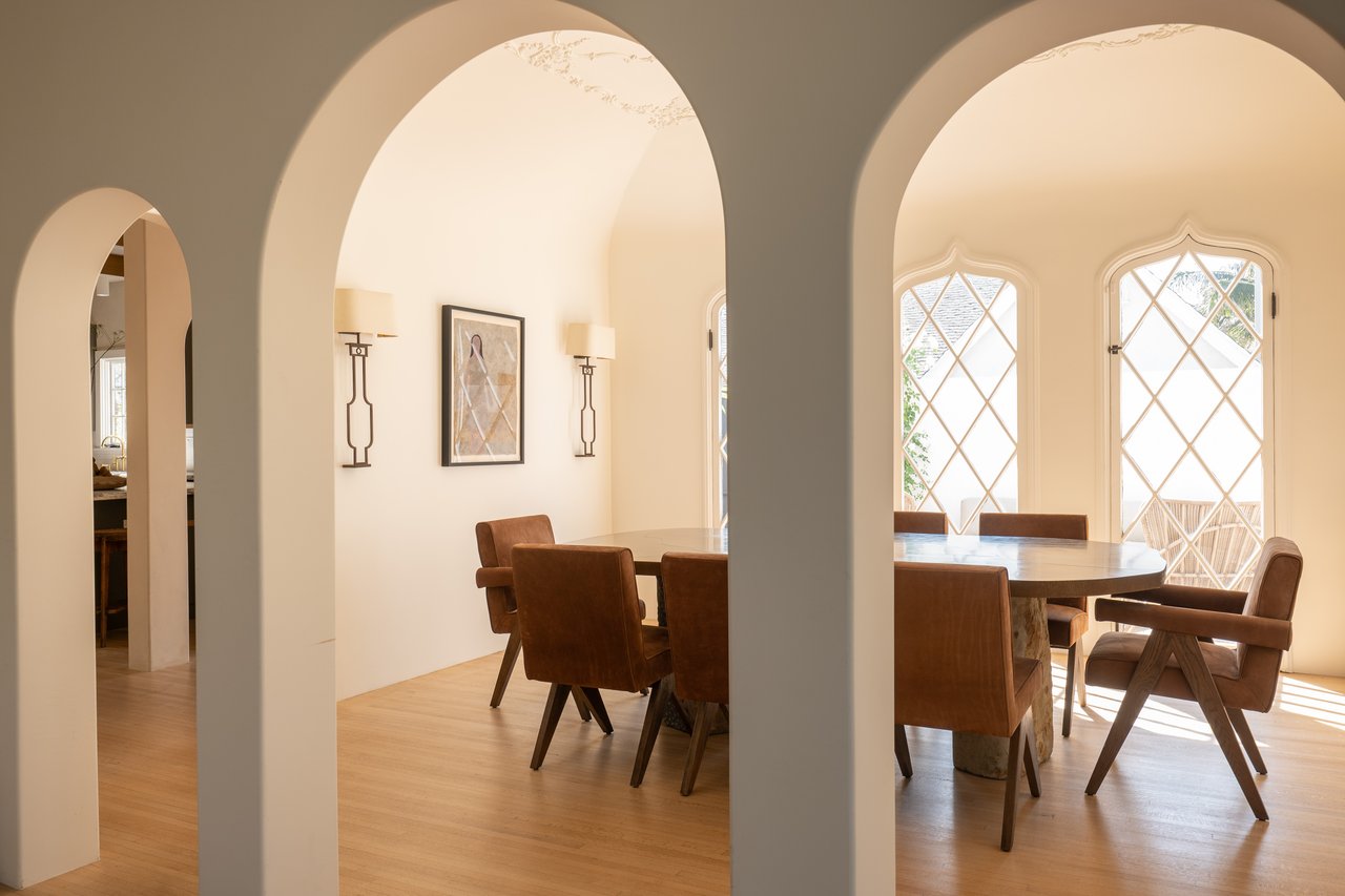 330 N Arden Blvd, Hancock Park