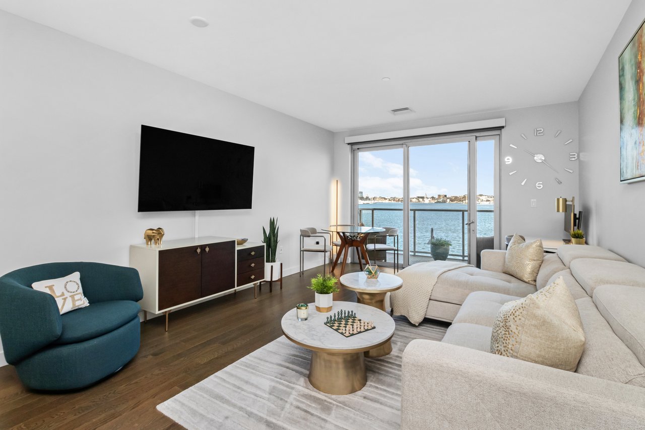 Slip65 Residence 209