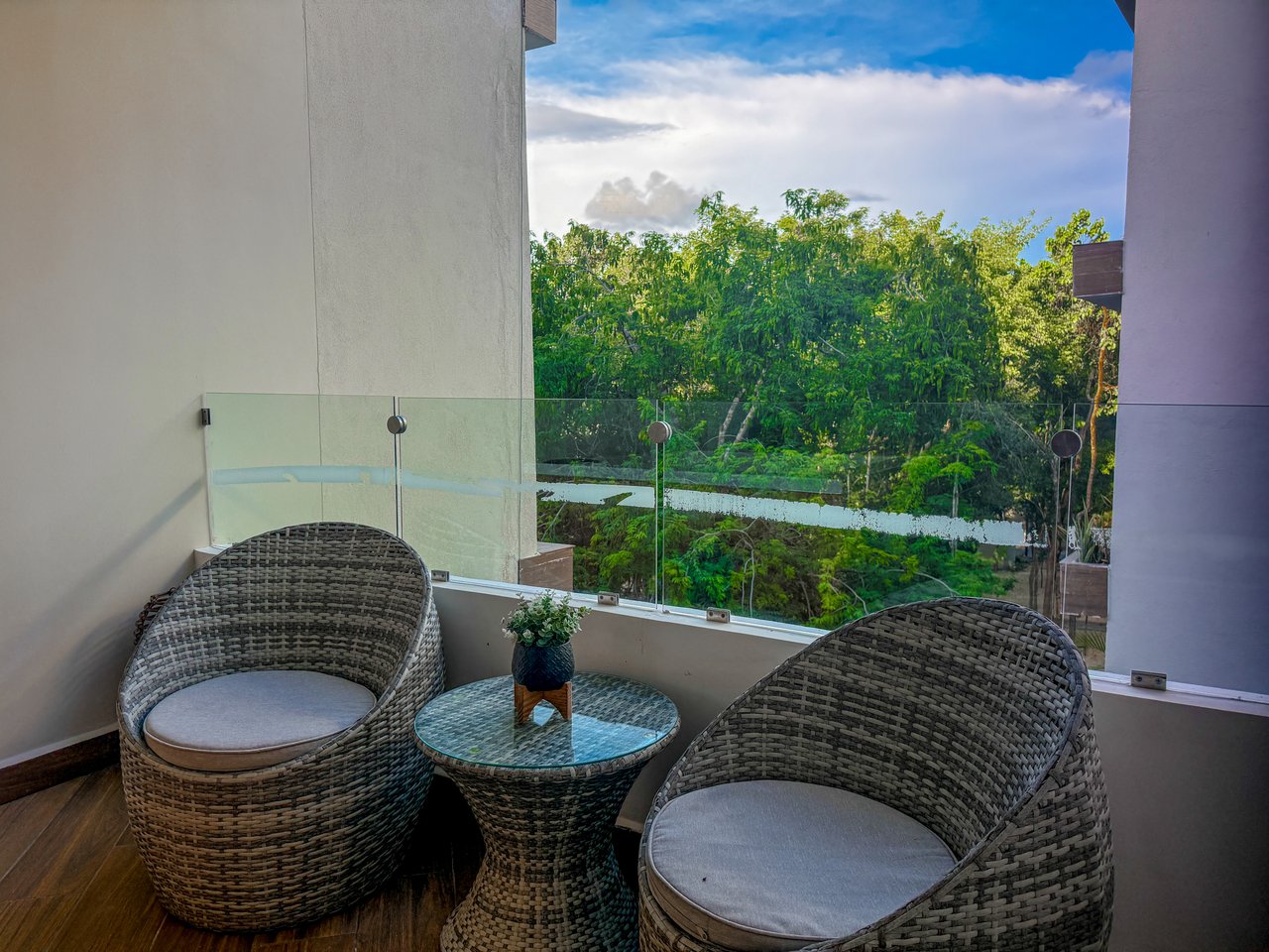 Studio Naia  | Incredible Price