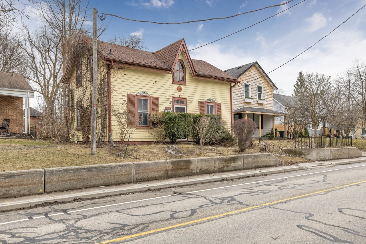 410 Eagle Street, Newmarket, ON L3Y 1K6