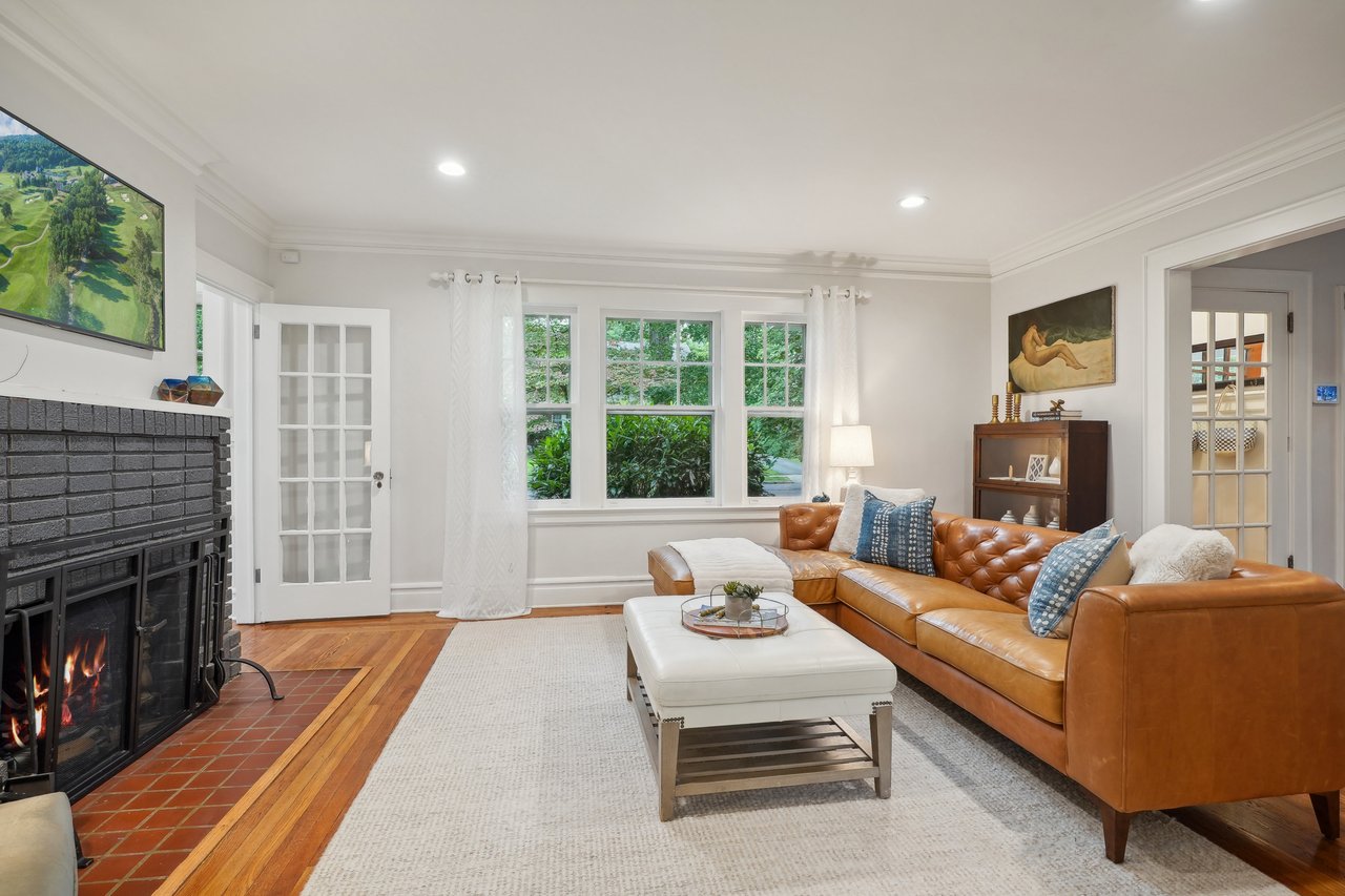 32 Rynda Rd