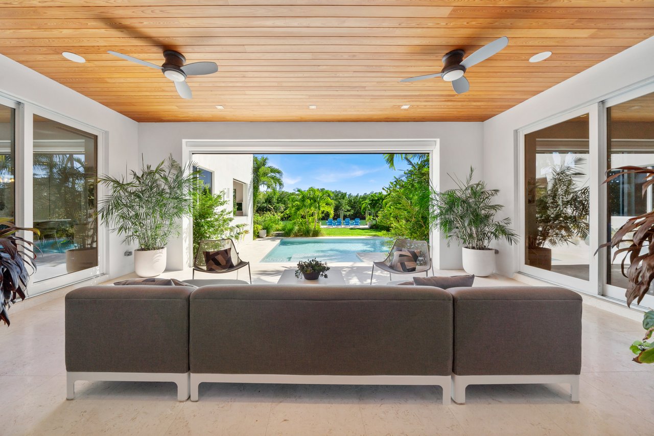 180 Cape Florida Drive