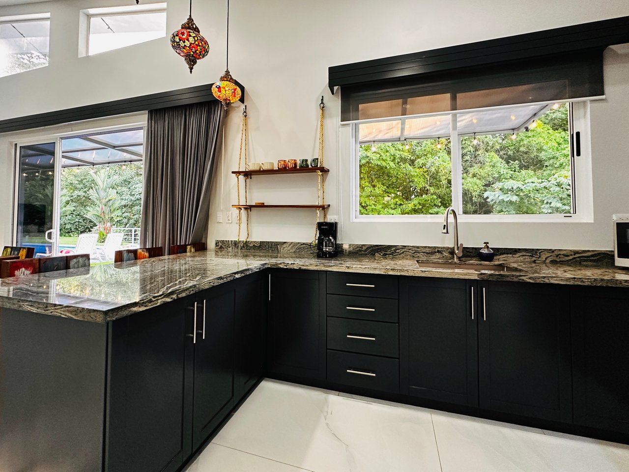 Perfect for Families or a Peaceful Retirement, Uvita Pacific Ocean Town