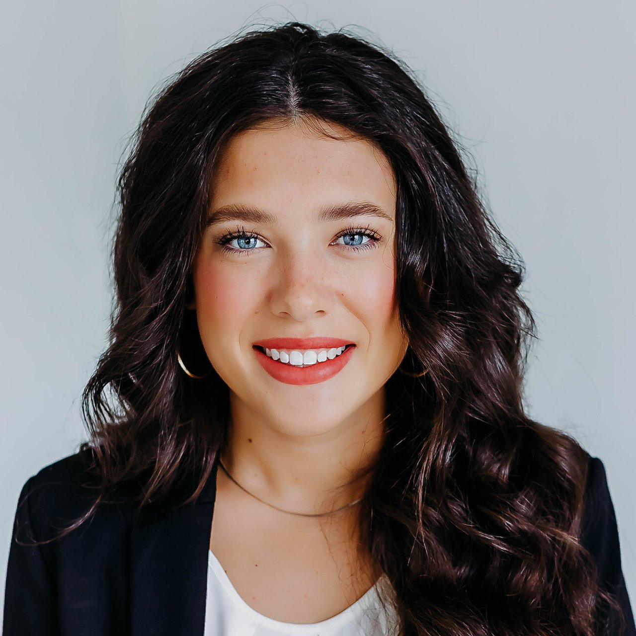 Makenzi Cunningham Chandler OK Real Estate Agent Headshot