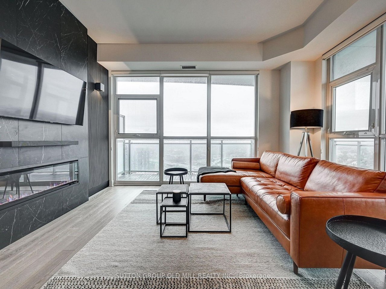 RESIDENCE WITH THE VIEWS 