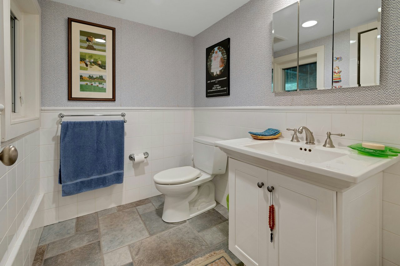 Coveted Harding Township Lake Comunity