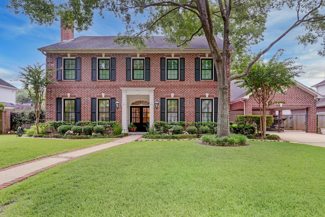6 Inverness Park Way