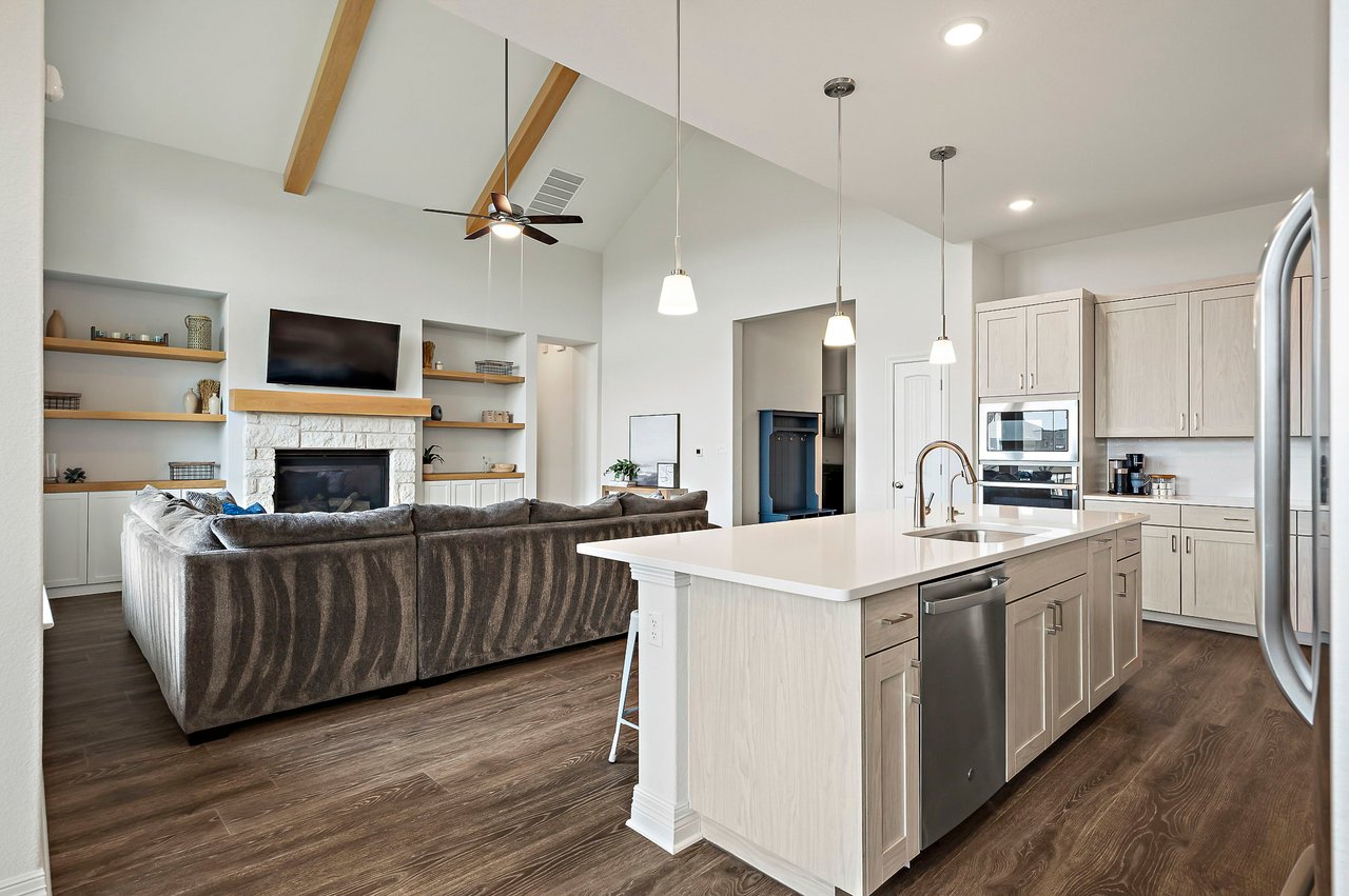 Contemporary Sweetwater Stunner
