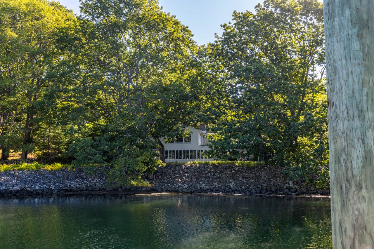 Split Rock Cove