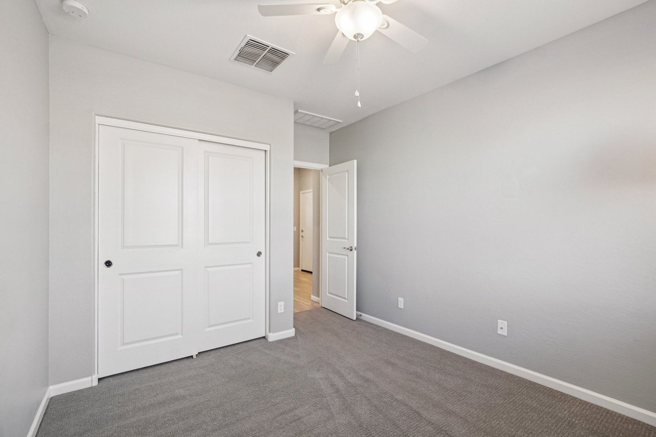 12413 W Myrtle Ct, Glendale, AZ 85307