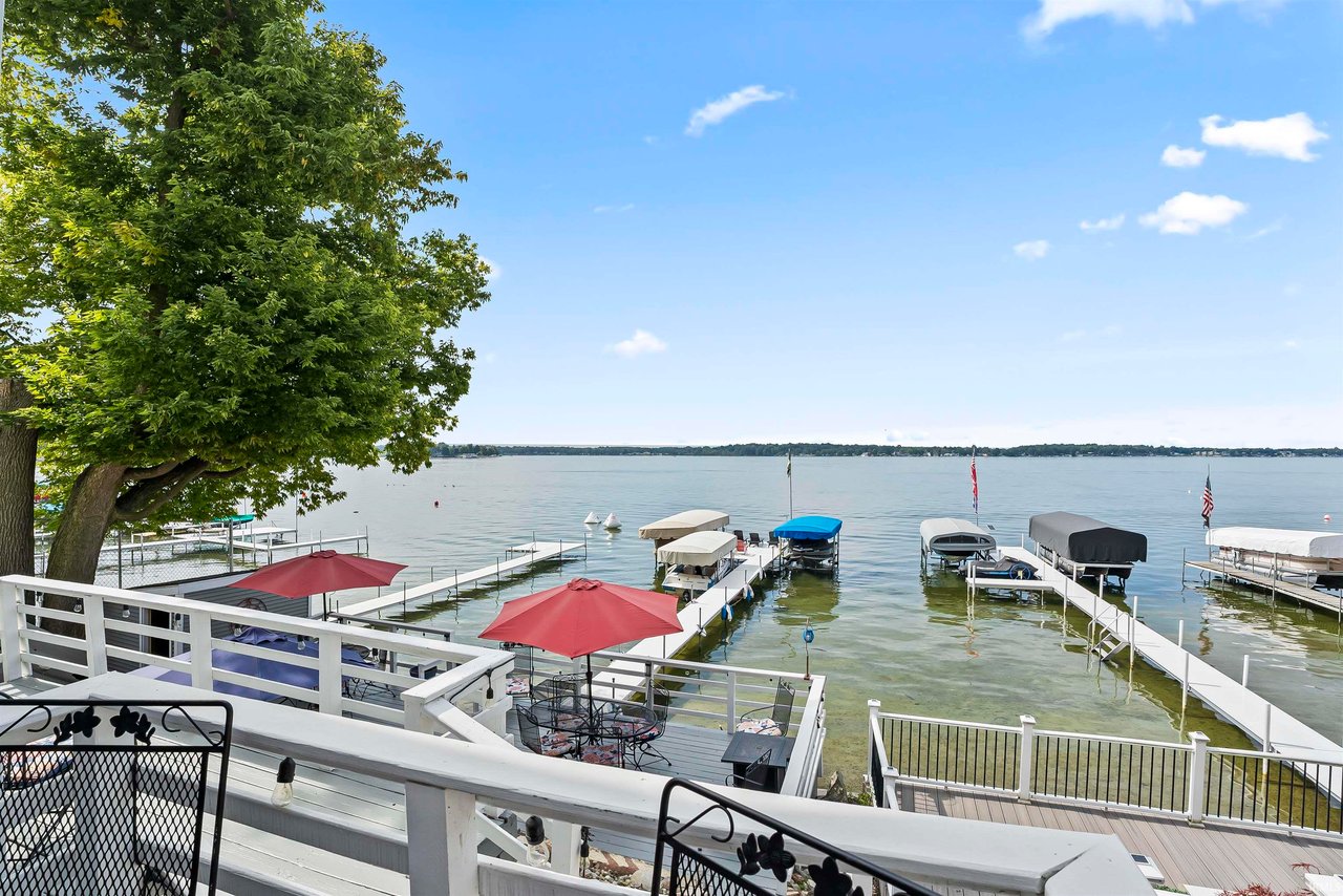 11247 N East Wawasee Drive