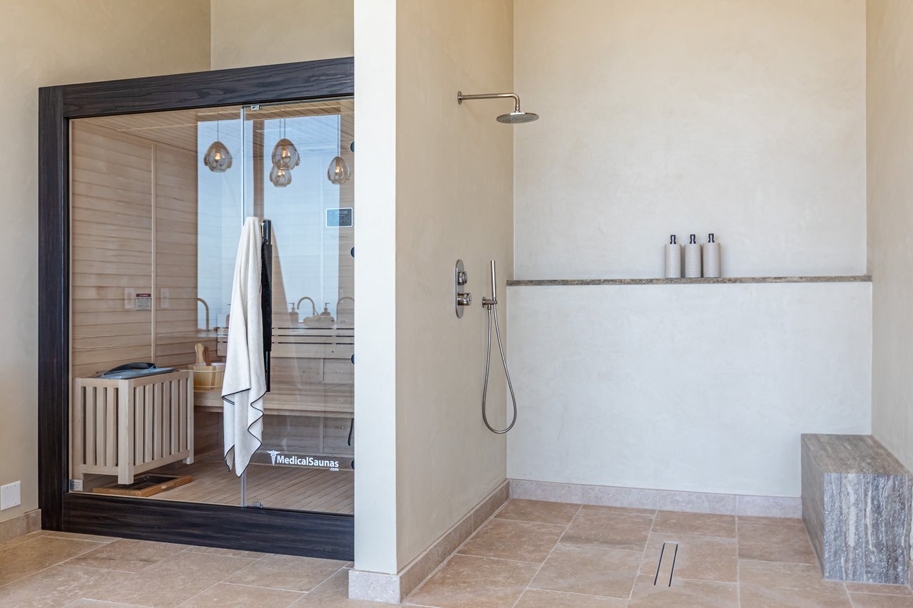 4346 Avenida De La Encinal