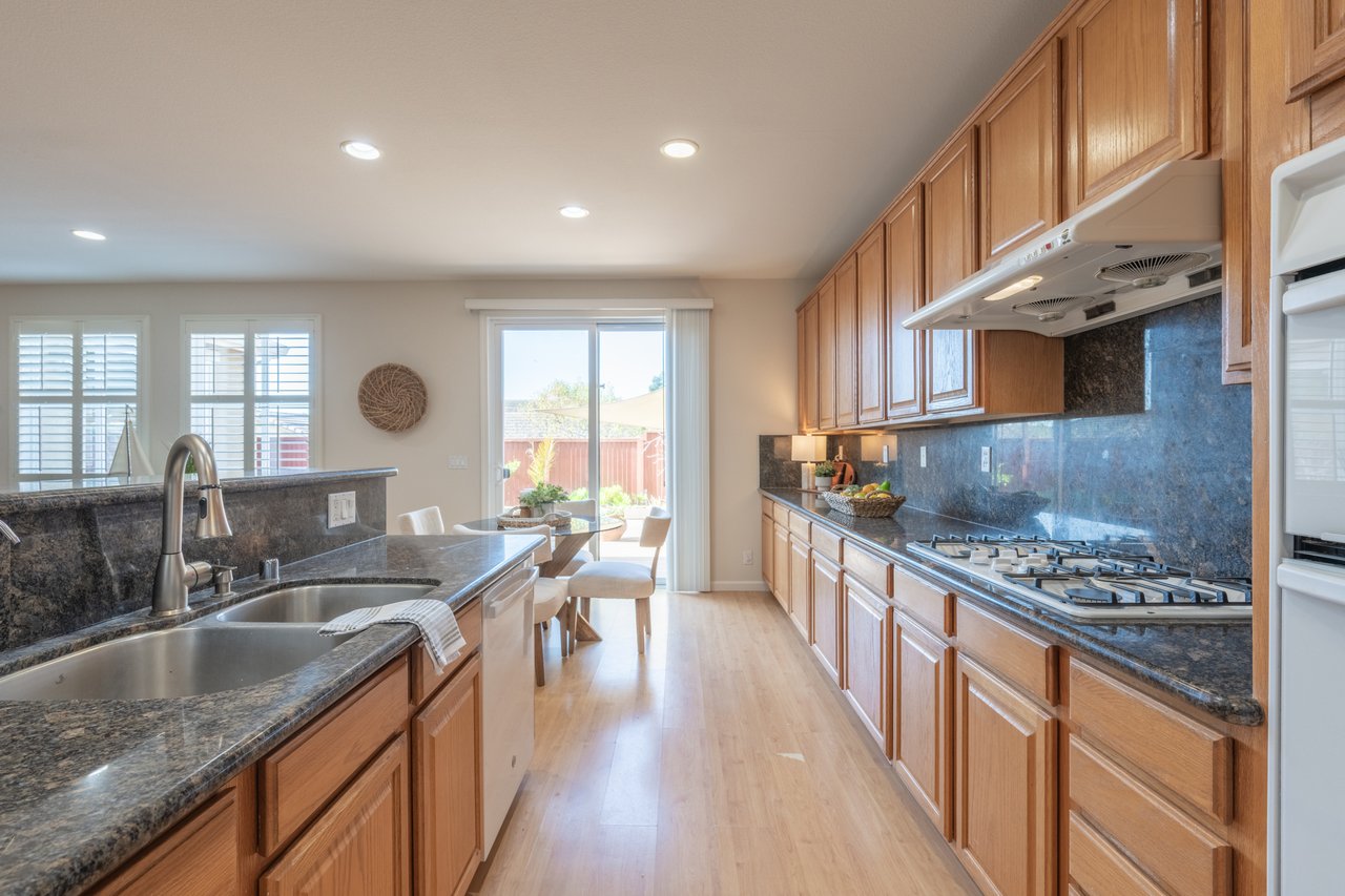 4750 Sea Crest Drive