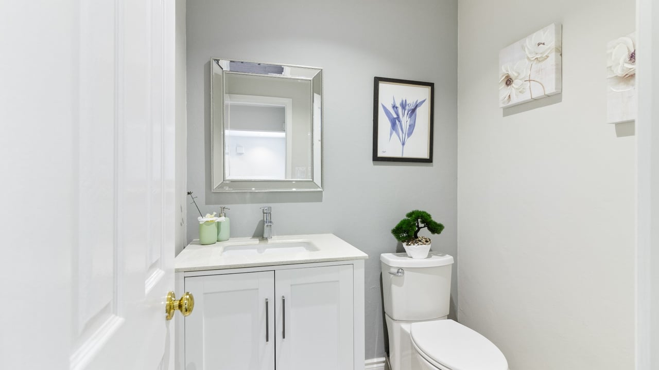 149 Roseborough Crescent