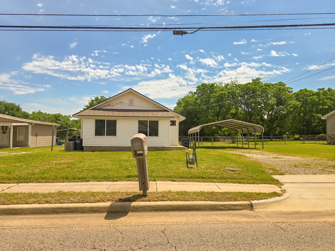 3313 N Union